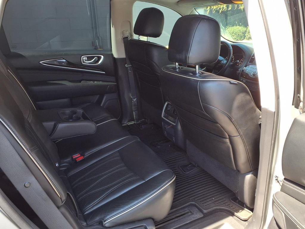 Used 2016 INFINITI QX60 FWD w/ Deluxe Technology Package image 21