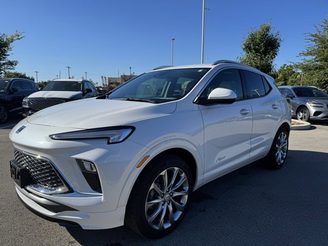 Used 2024 Buick Encore GX Avenir w/ Avenir Convenience Package image 6