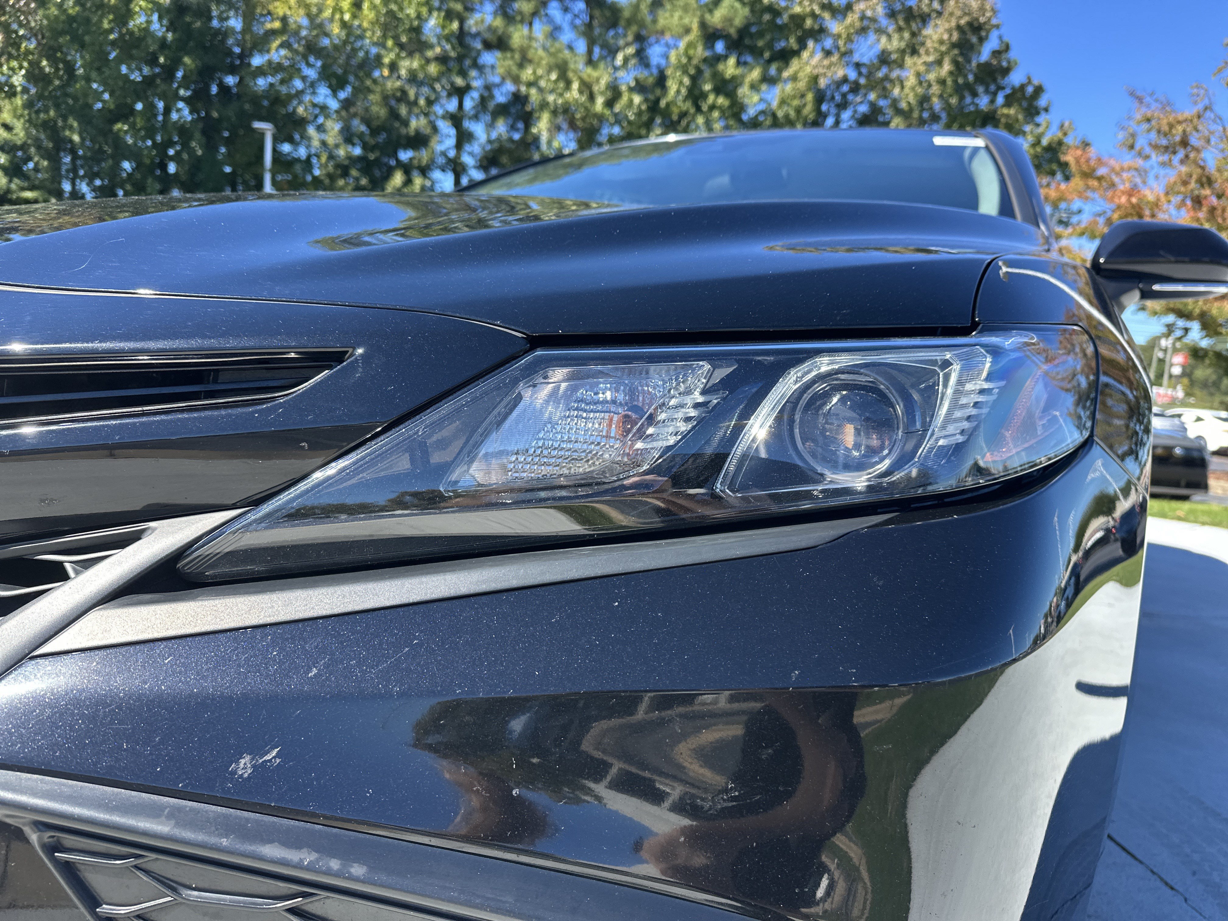Used 2023 Toyota Camry SE FWD image 6