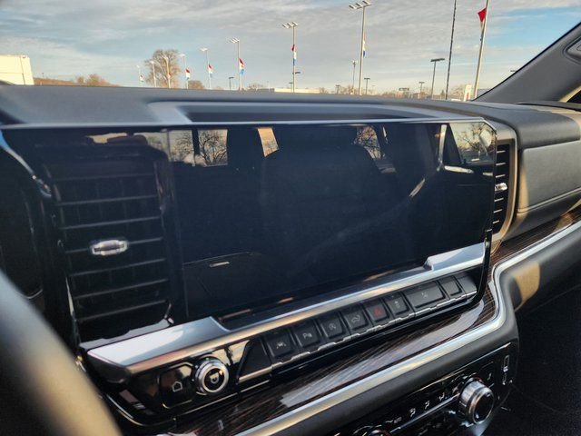 New 2026 GMC Sierra 1500 Elevation w/ Elevation Premium Package AWD/4WD image 15
