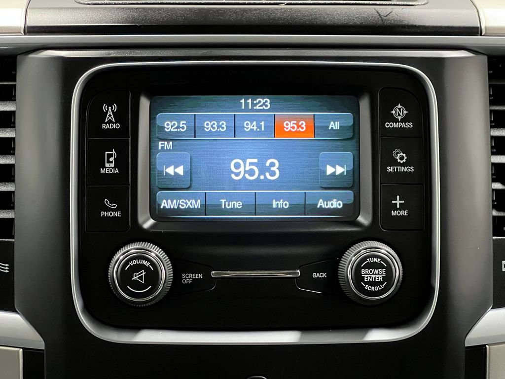 Used 2019 RAM 1500 Classic SLT AWD/4WD image 23