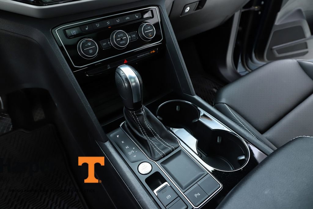 Used 2023 Volkswagen Atlas Cross Sport SE w/ Panoramic Sunroof Package FWD image 24