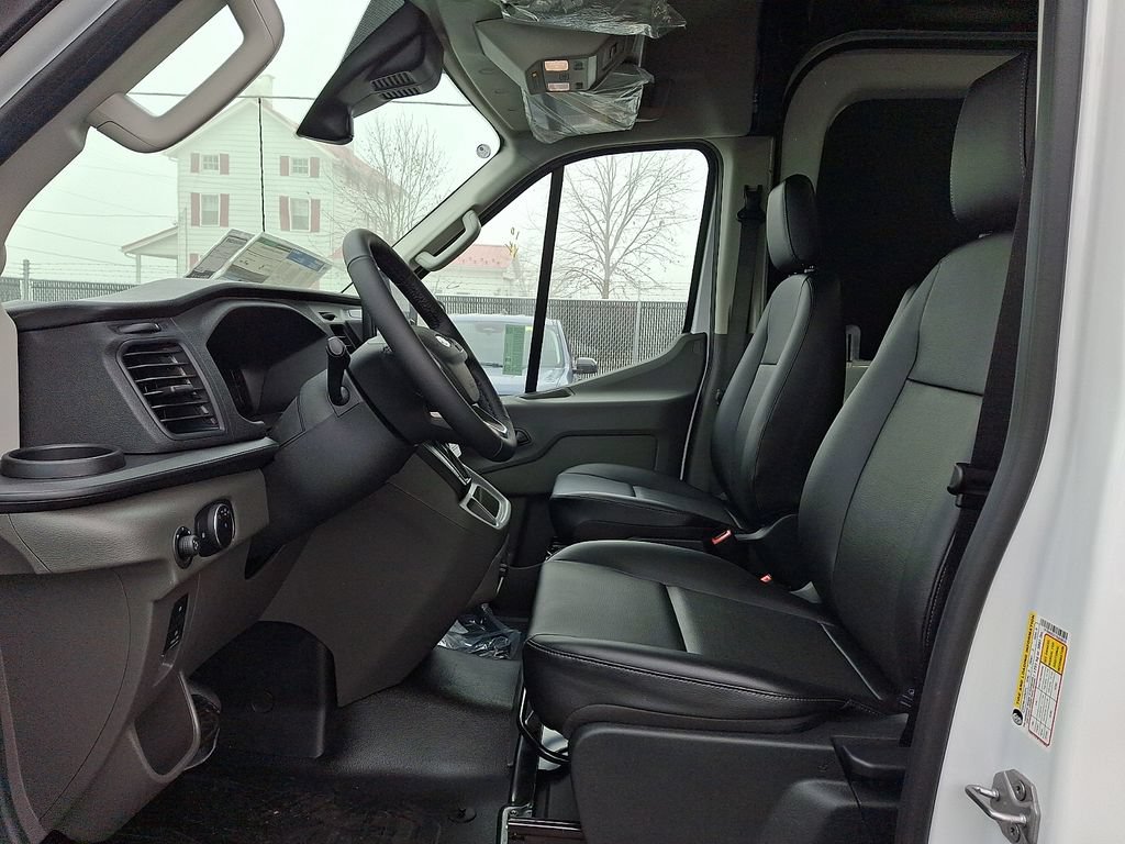New 2026 Ford Transit 350 148 Medium Roof RWD image 9