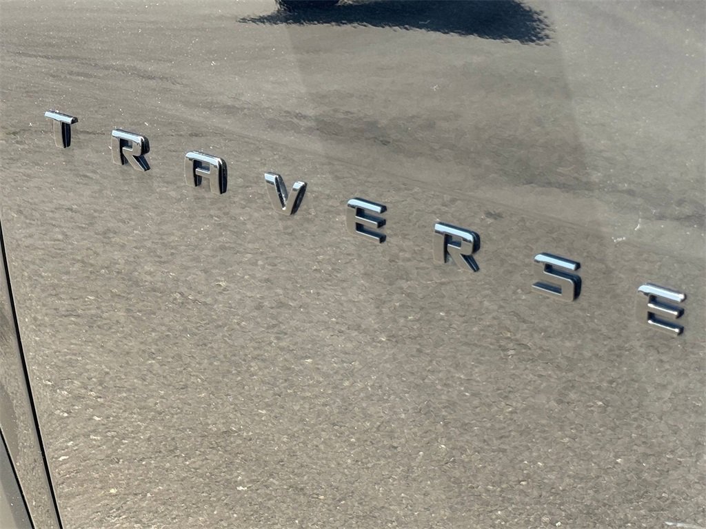 Used 2022 Chevrolet Traverse RS image 10