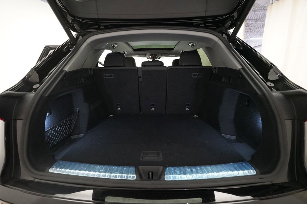 Used 2025 Audi Q5 Premium w/ Convenience Package AWD/4WD image 10