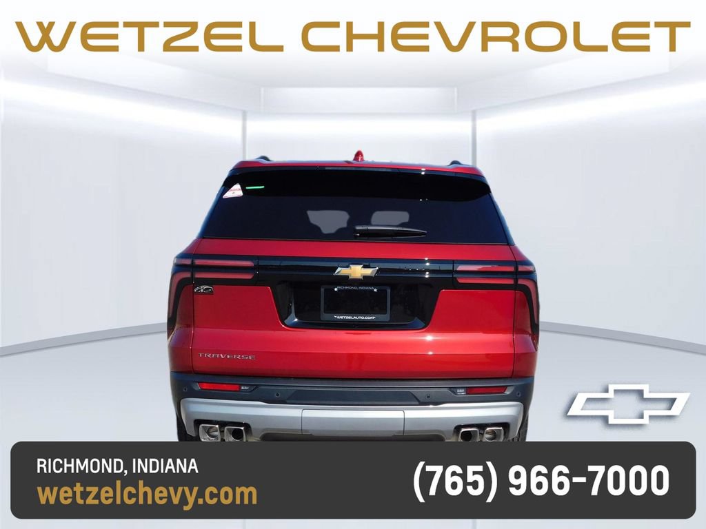 New 2027 Chevrolet Traverse LT FWD image 4