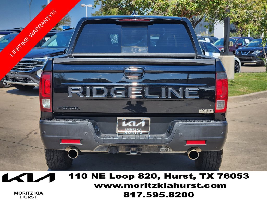 Used 2025 Honda Ridgeline Black Edition image 13