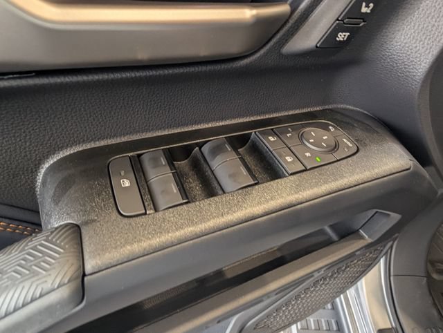 New 2026 Toyota 4Runner Platinum AWD/4WD image 16