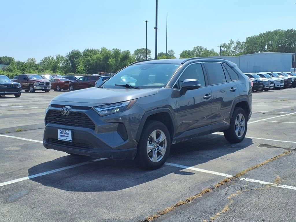 Used 2024 Toyota RAV4 XLE image 3