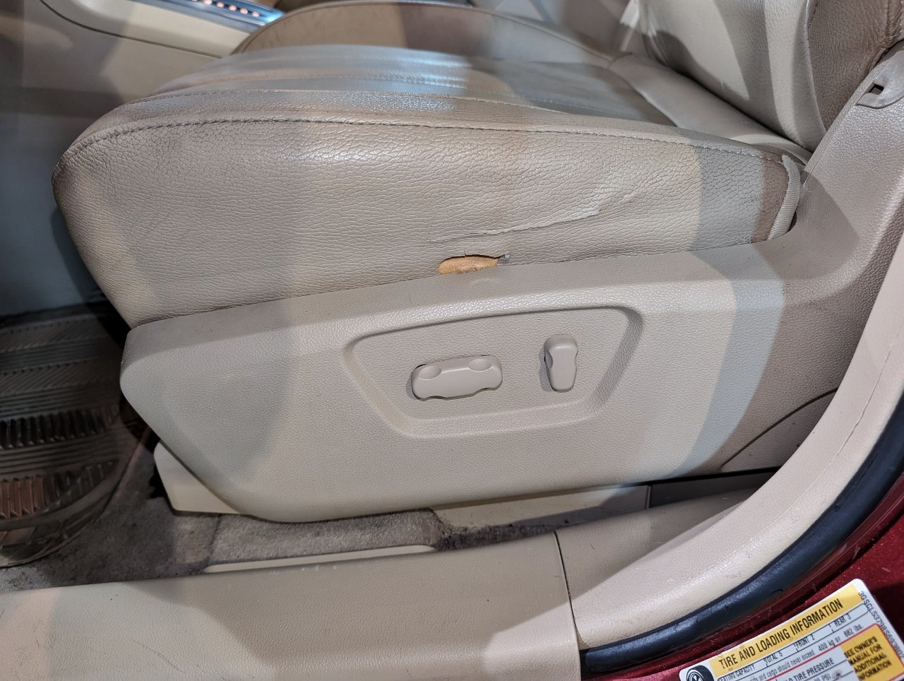 Used 2008 Saturn Vue XR w/ Premium Trim Package FWD image 16