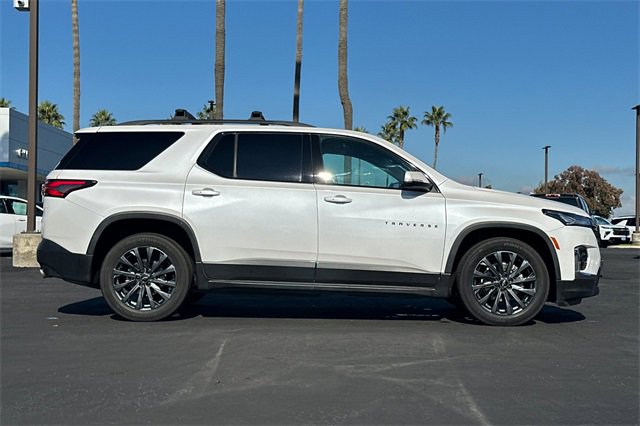 Used 2023 Chevrolet Traverse RS w/ LPO, 'HIT The Road' Package image 3