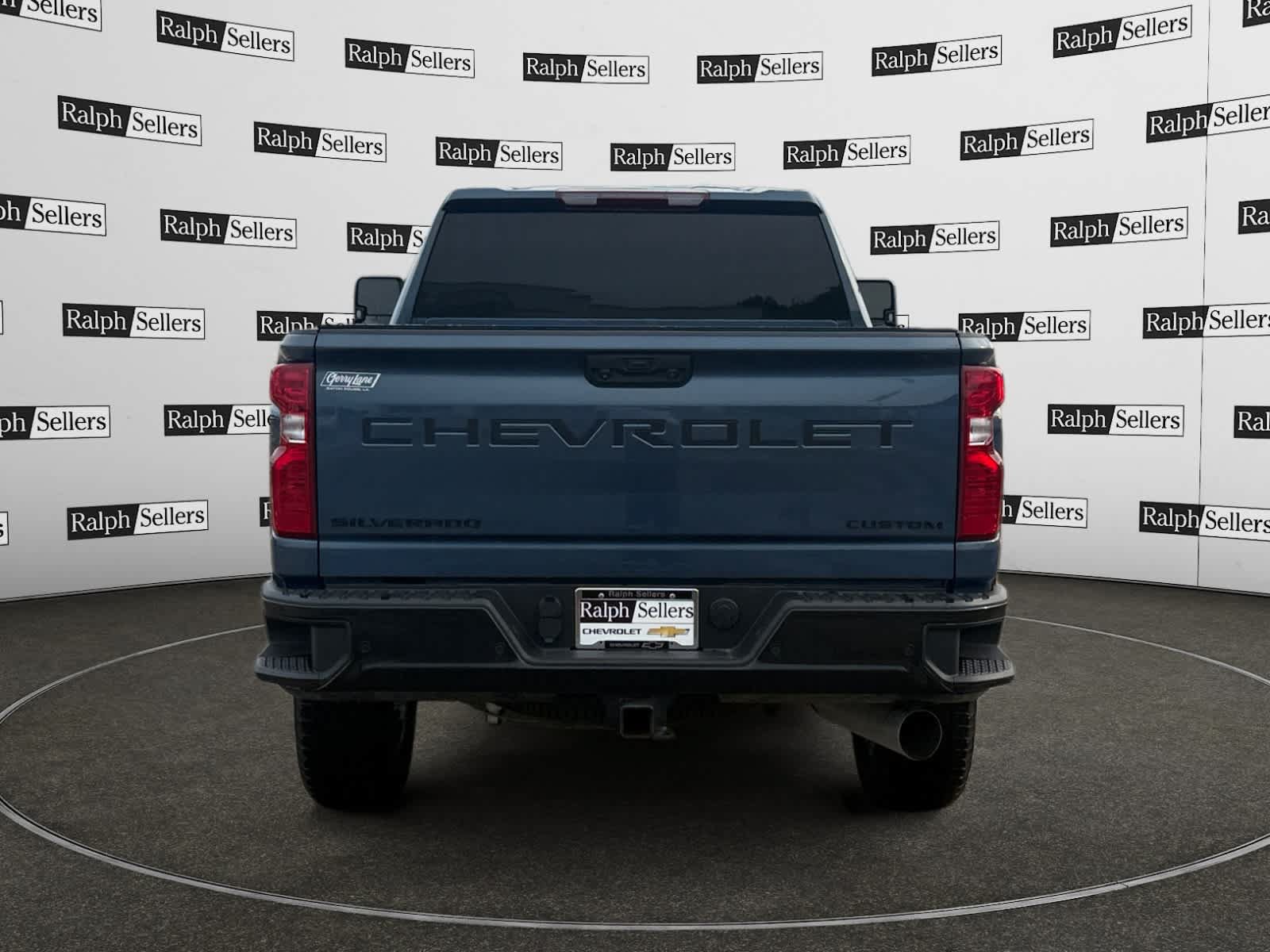 Used 2025 Chevrolet Silverado 2500 Custom w/ Custom Value Package AWD/4WD image 5