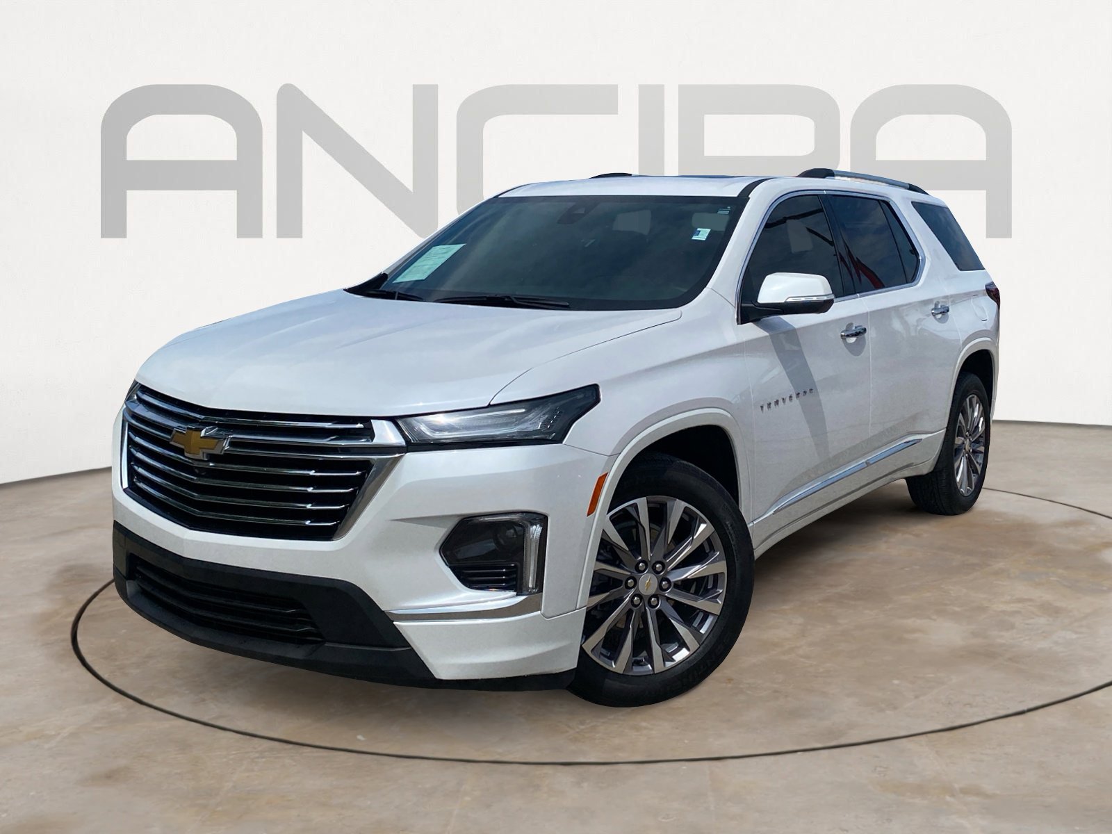 Used 2023 Chevrolet Traverse Premier image 6