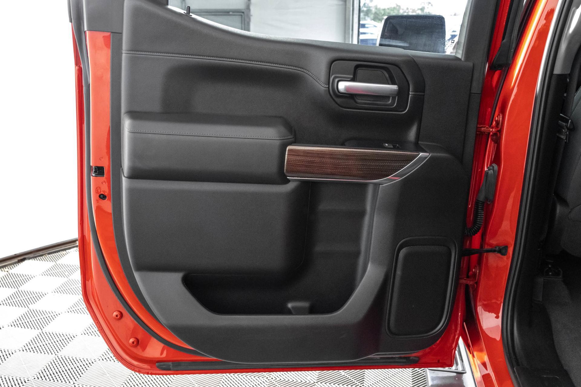 Used 2022 Chevrolet Silverado 1500 LT Trail Boss AWD/4WD image 34