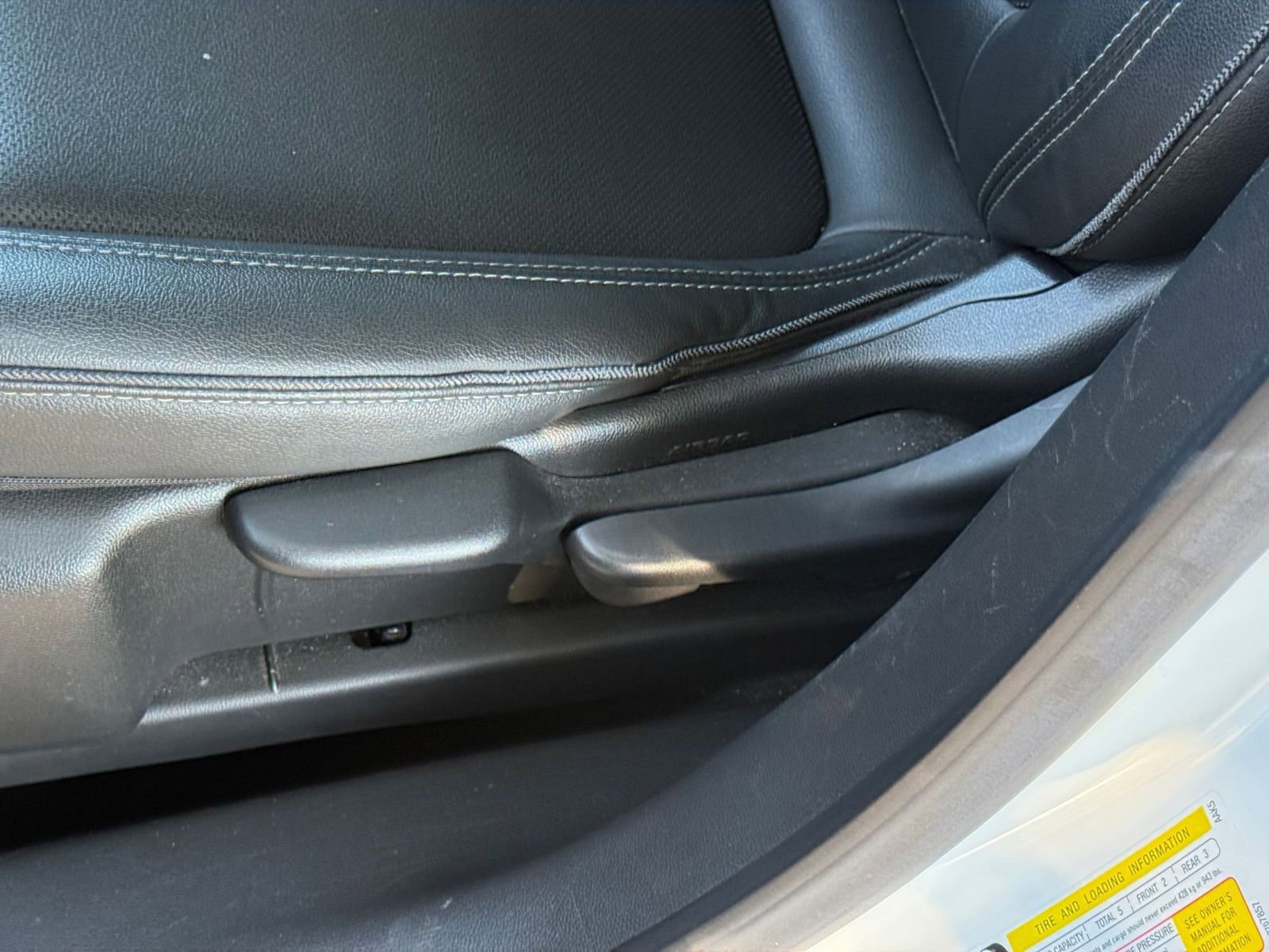 Used 2024 Buick Encore GX Sport Touring FWD image 22