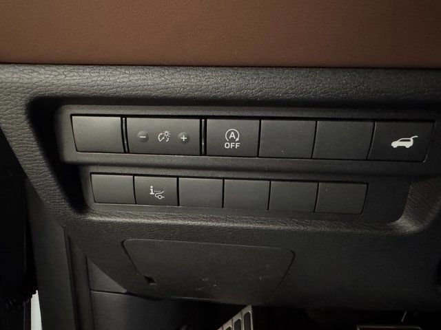 New 2026 Mitsubishi Outlander SEL image 10