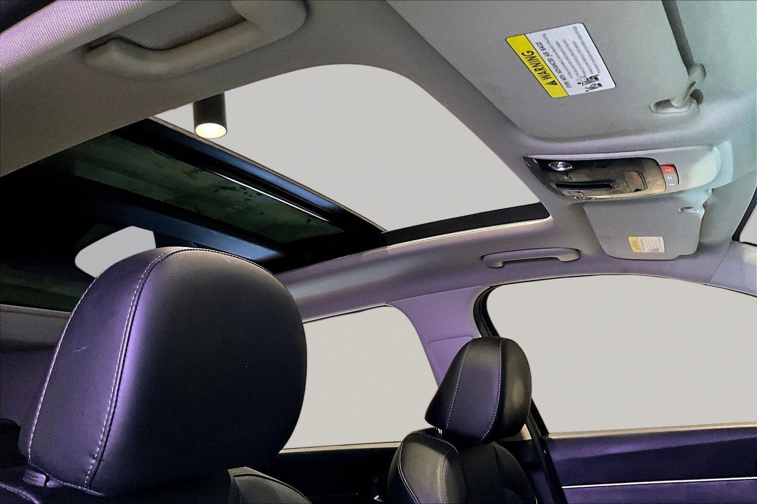 Used 2023 Kia Sorento S w/ Panoramic Sunroof Package FWD image 27
