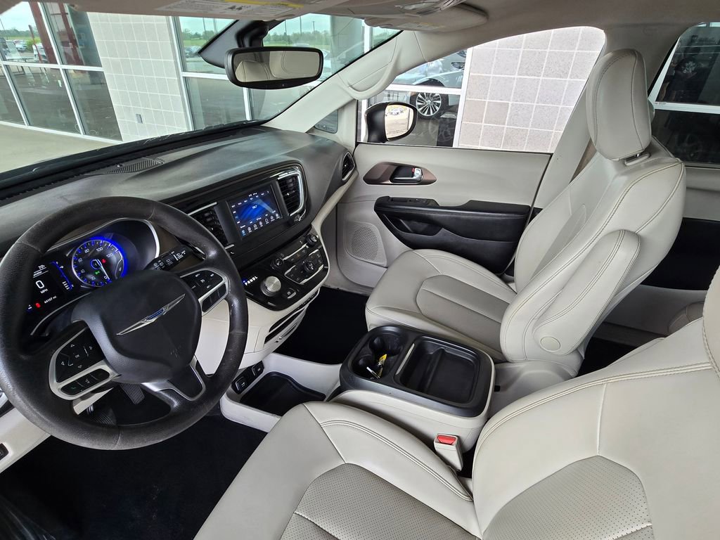 Used 2021 Chrysler Voyager Lxi FWD image 11
