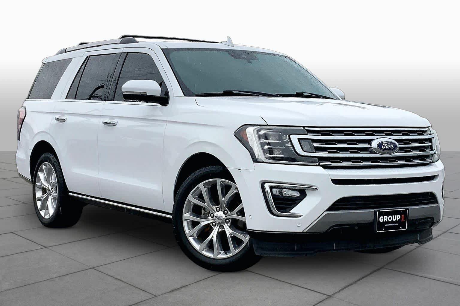 Used 2019 Ford Expedition Limited w/ Equipment Group 302A RWD image 3