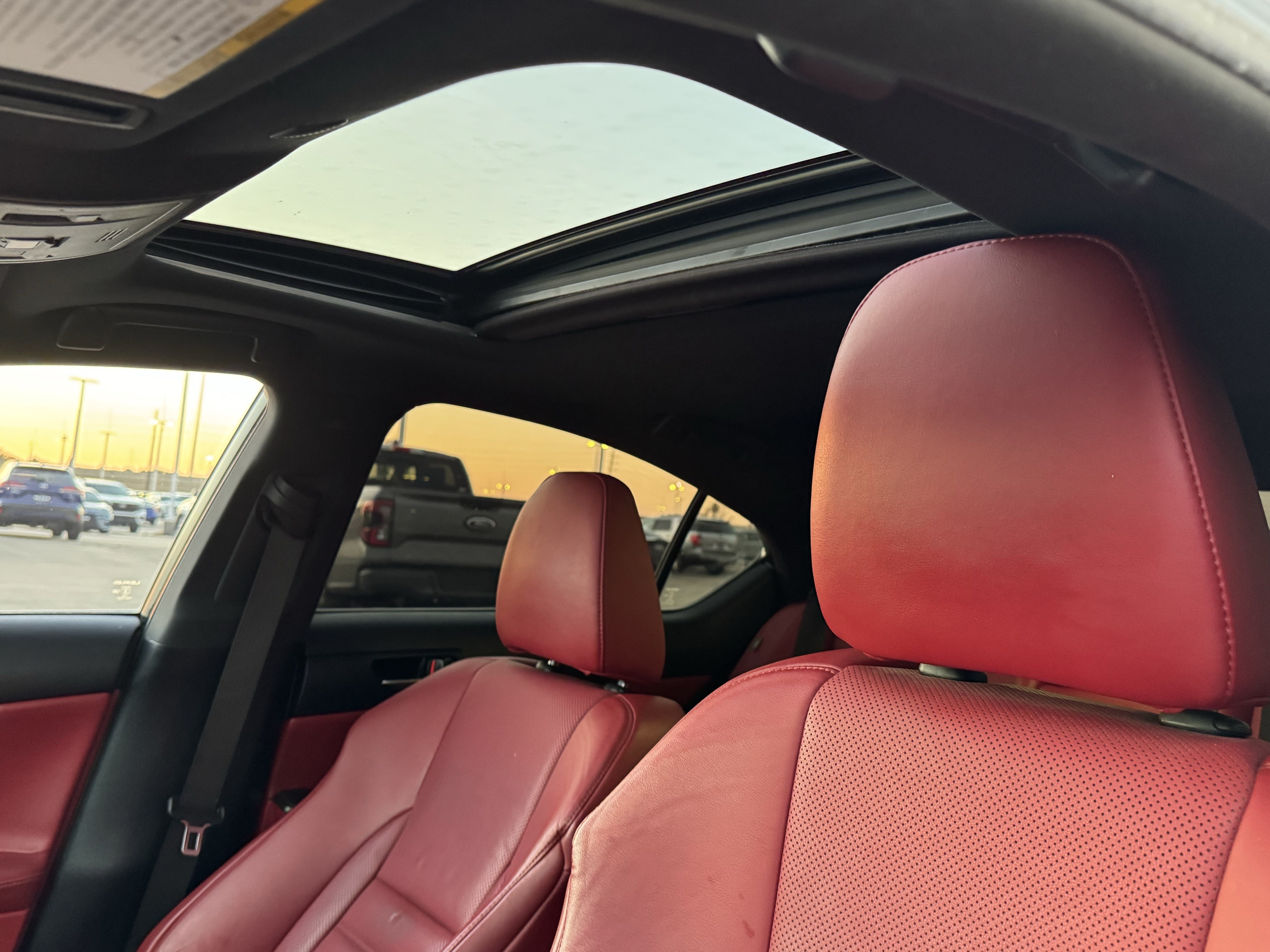 Used 2022 Lexus IS 350 F Sport RWD image 17