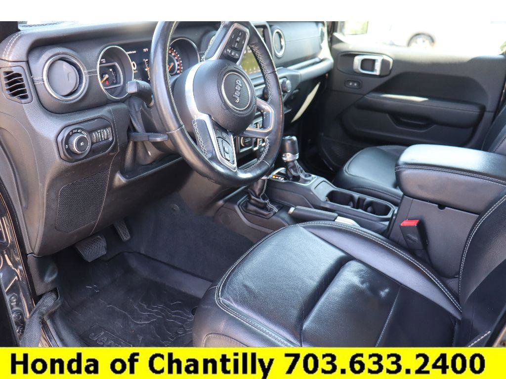 Used 2019 Jeep Wrangler Unlimited Sahara w/ Quick Order Package 24M Moab image 23