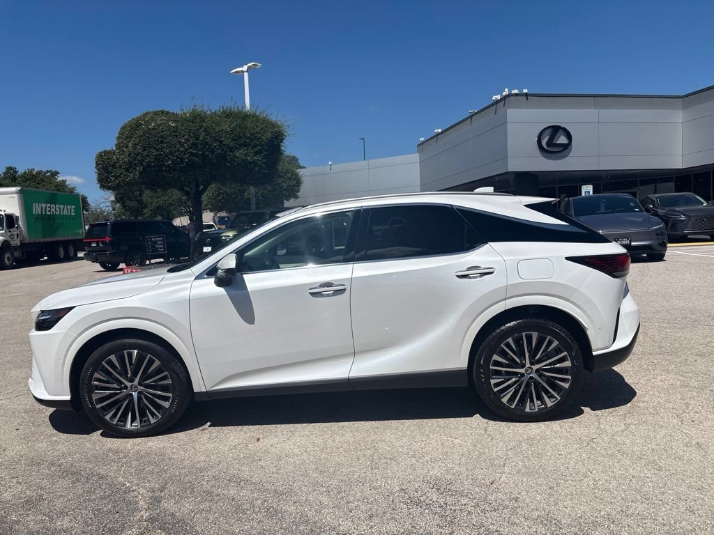 Certified 2025 Lexus RX 350 Premium Plus w/ Convenience Package FWD image 2