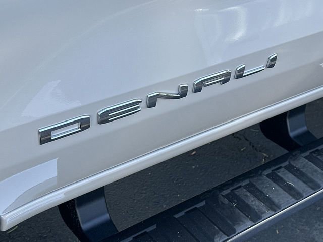 New 2026 GMC Canyon Denali AWD/4WD image 32