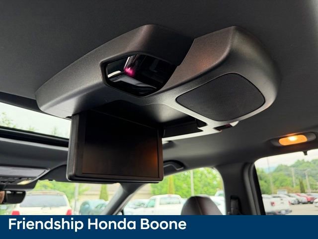 Used 2022 Honda Pilot Black Edition image 42