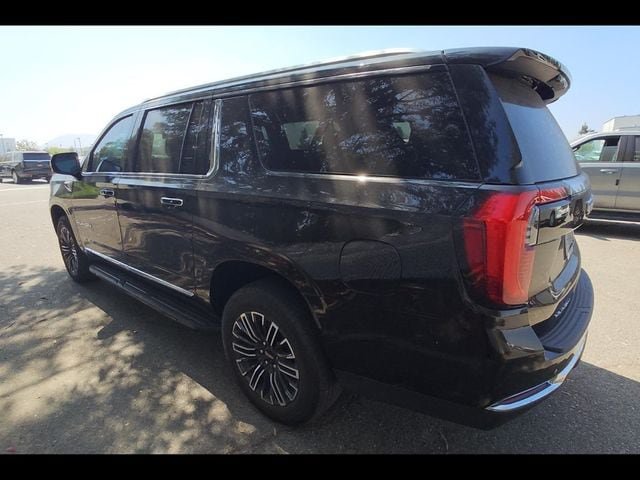 Used 2025 GMC Yukon XL Elevation AWD/4WD image 5