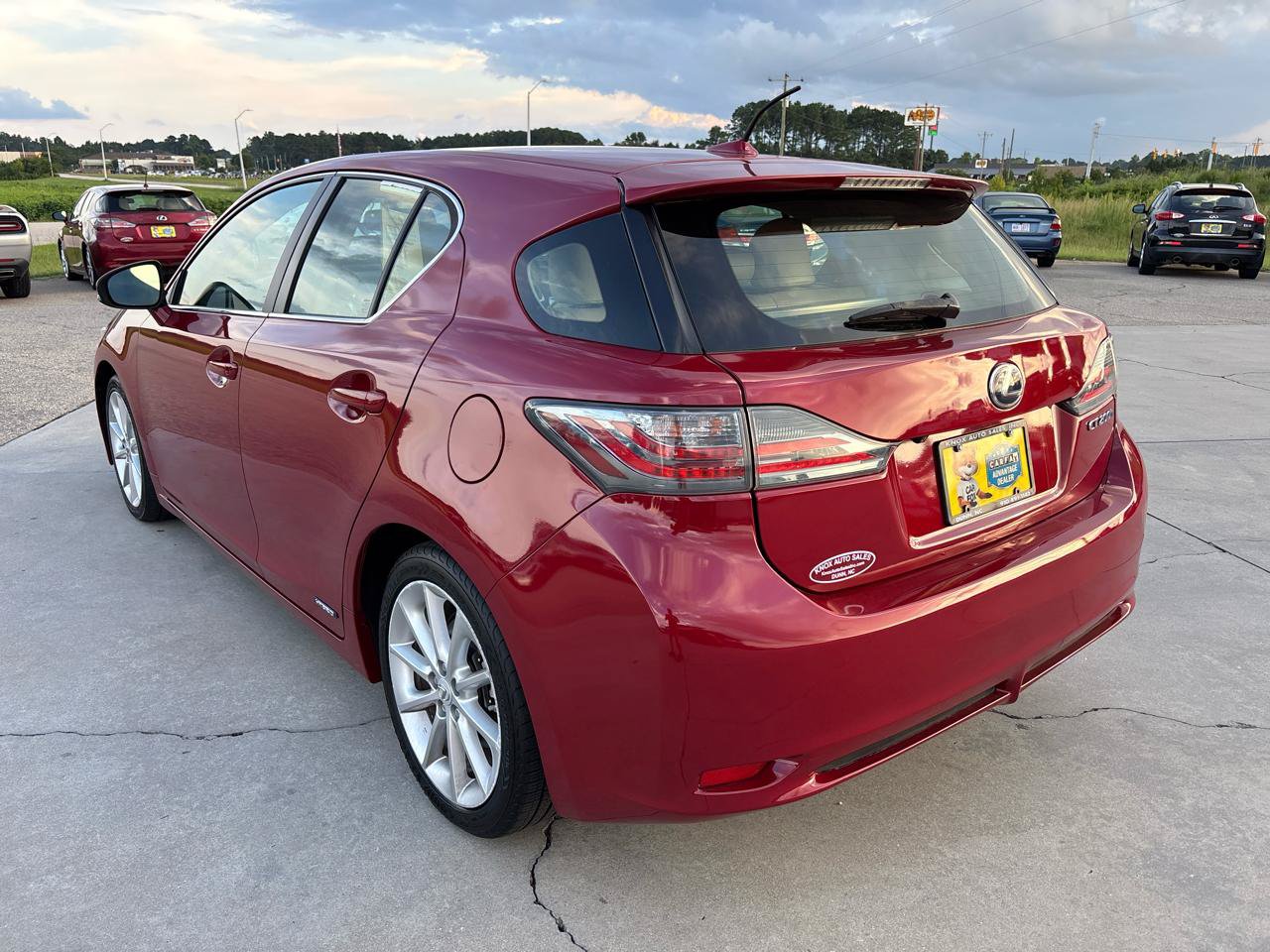 Used 2013 Lexus CT 200h w/ Premium Pkg w/Backup Camera FWD image 6