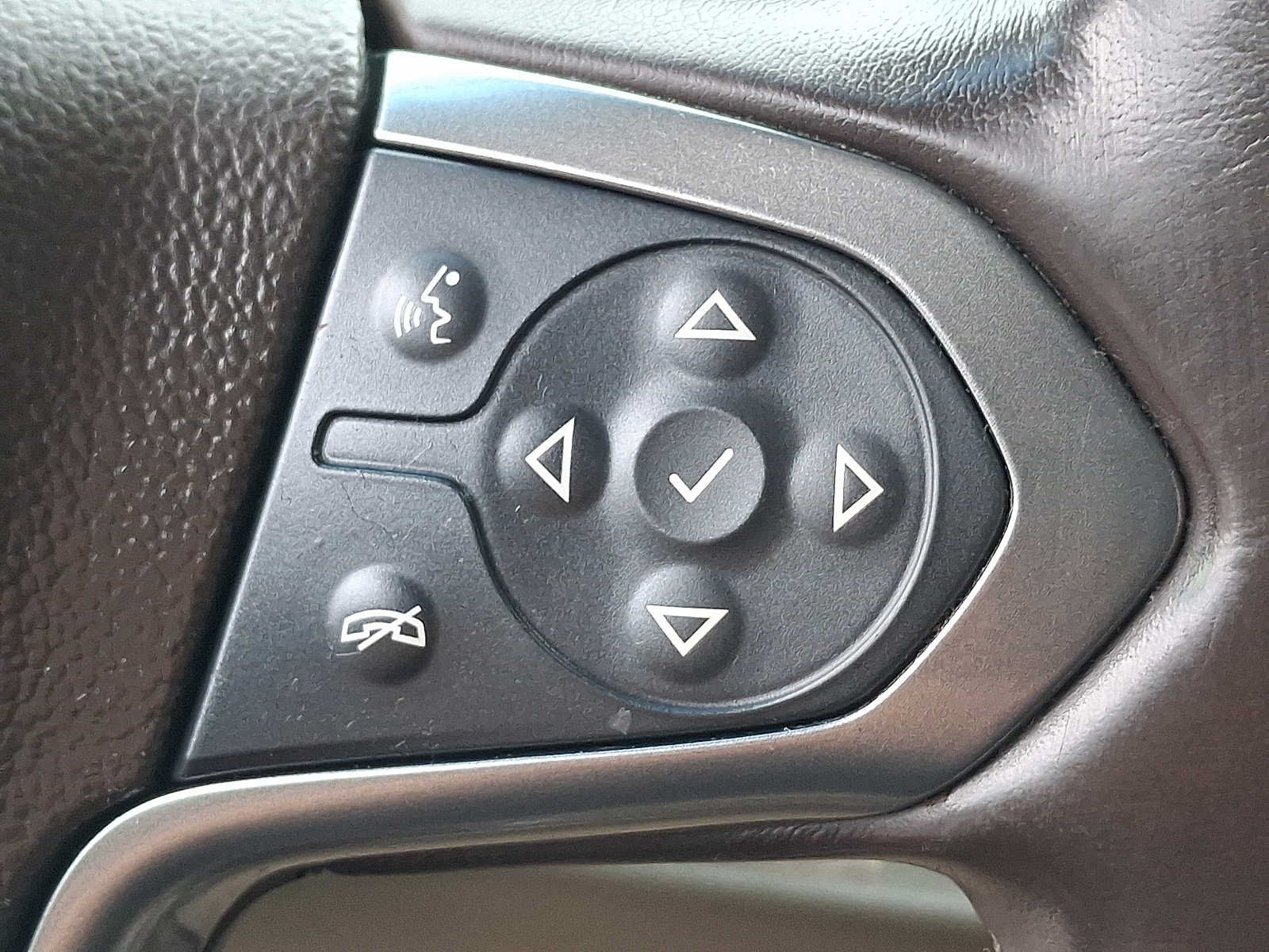 Used 2020 Chevrolet Tahoe LT AWD/4WD image 22