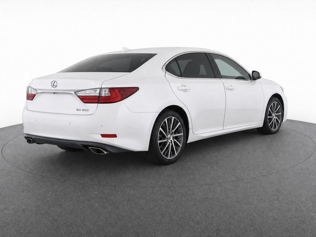 Used 2017 Lexus ES 350 w/ Luxury Package FWD image 4