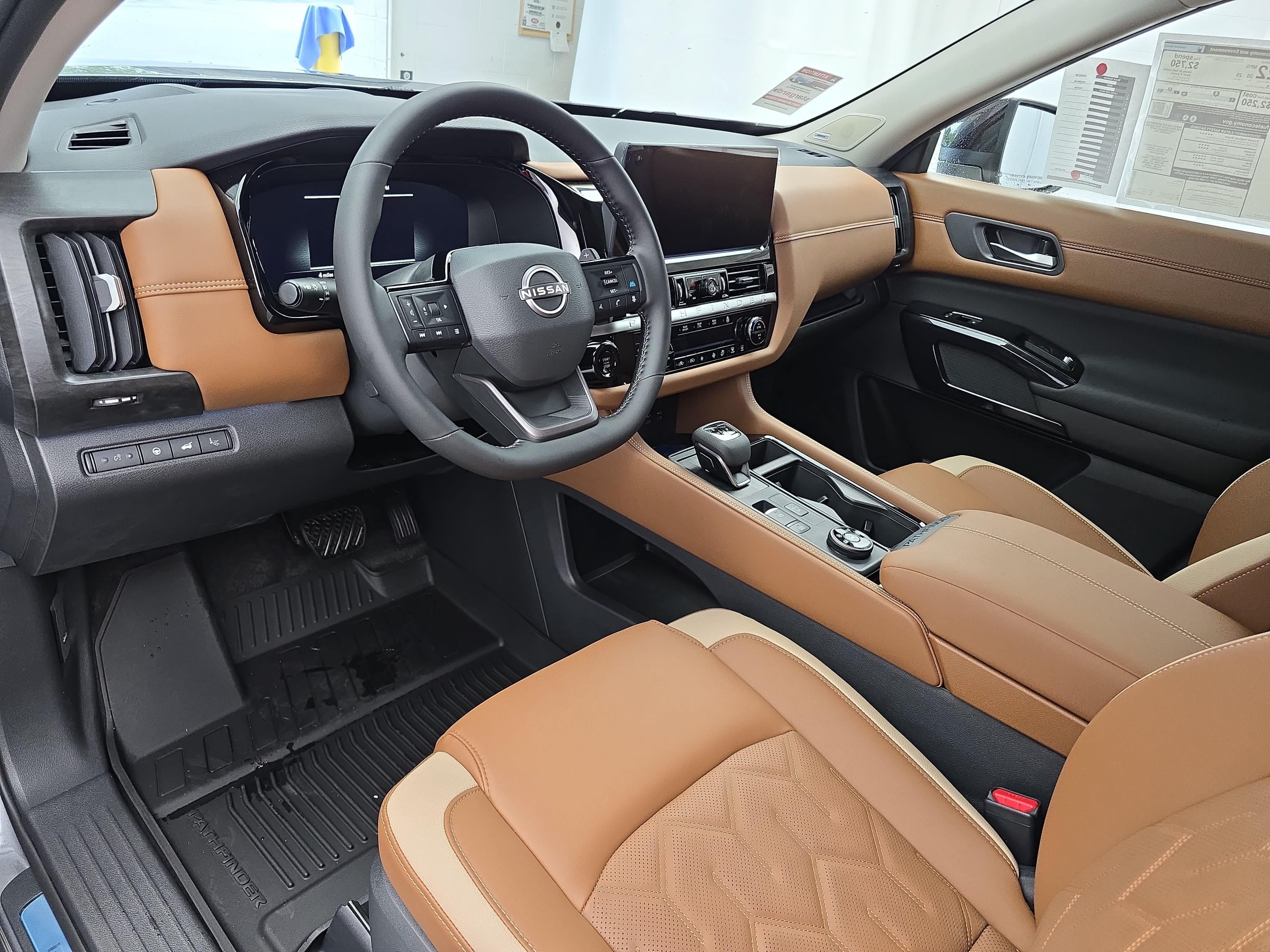 New 2026 Nissan Pathfinder Platinum AWD/4WD image 17