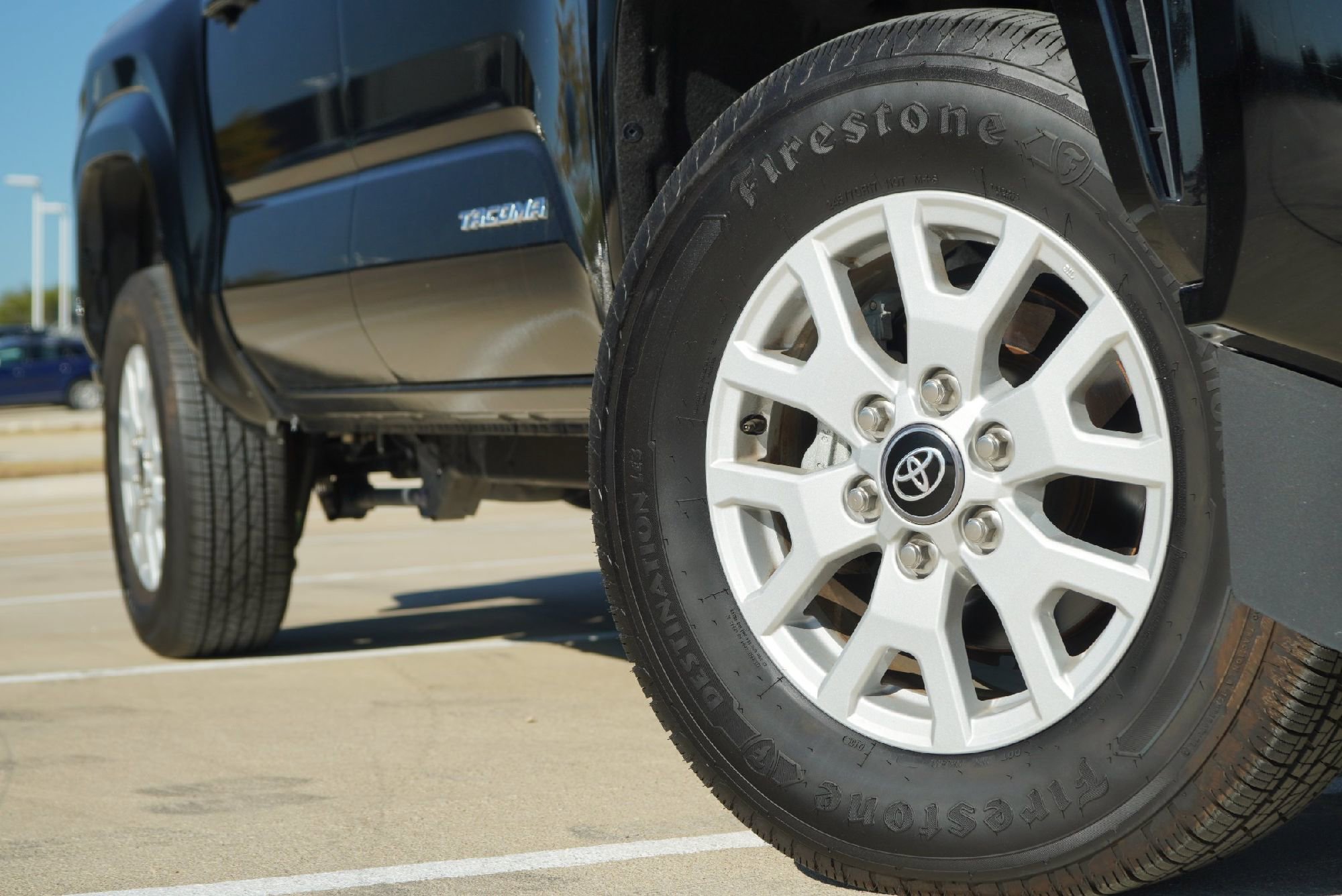 Used 2024 Toyota Tacoma SR5 image 3