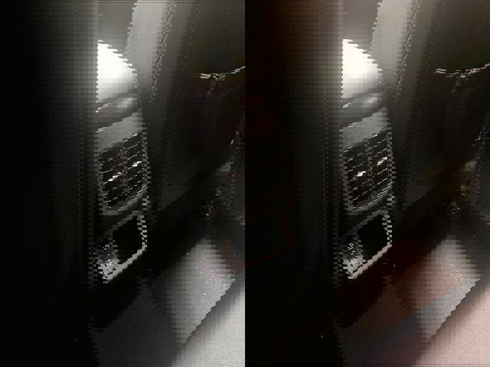 Used 2024 Kia Seltos EX image 29