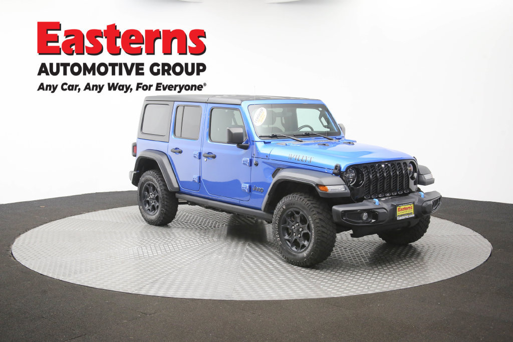 Used 2023 Jeep Wrangler Unlimited w/ Cold Weather Group AWD/4WD image 47