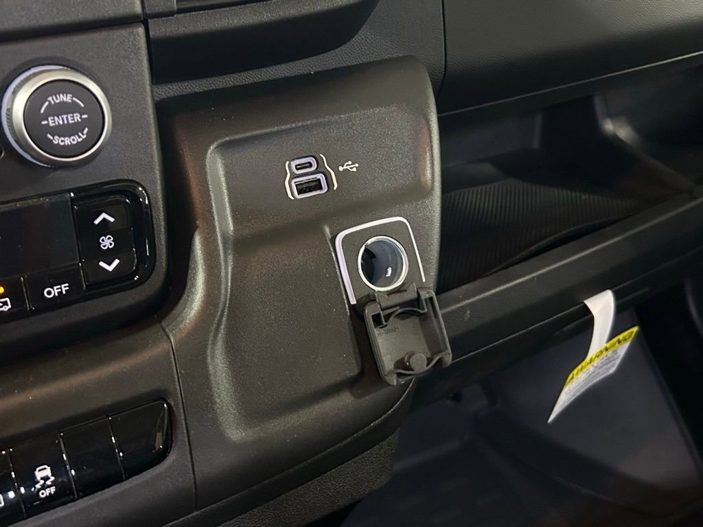 Used 2023 RAM ProMaster 2500 image 40