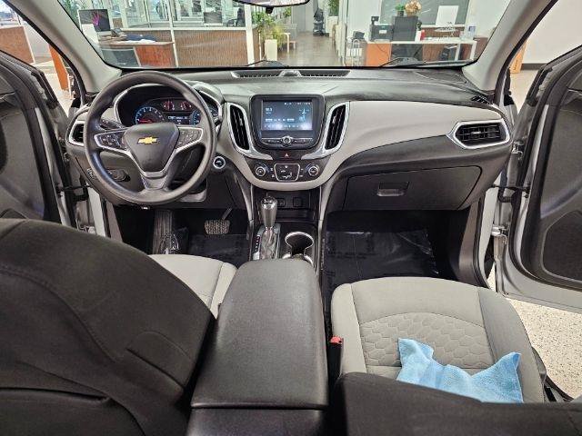 Used 2018 Chevrolet Equinox LS FWD image 15