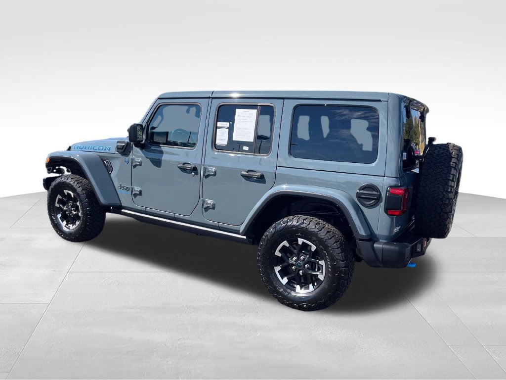 Used 2024 Jeep Wrangler Unlimited Rubicon 4xe AWD/4WD image 3