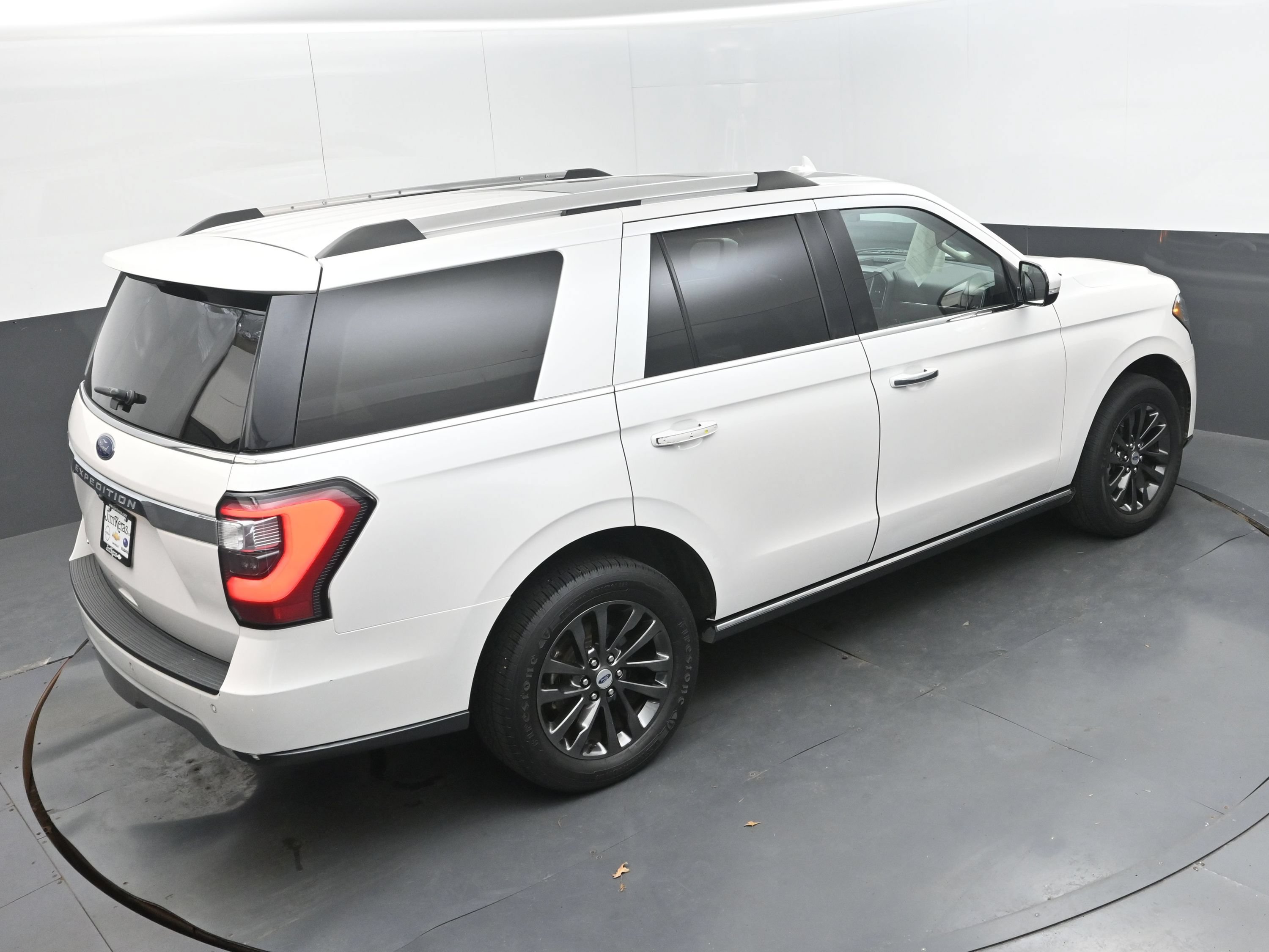 Used 2019 Ford Expedition Limited w/ Equipment Group 301A RWD image 40