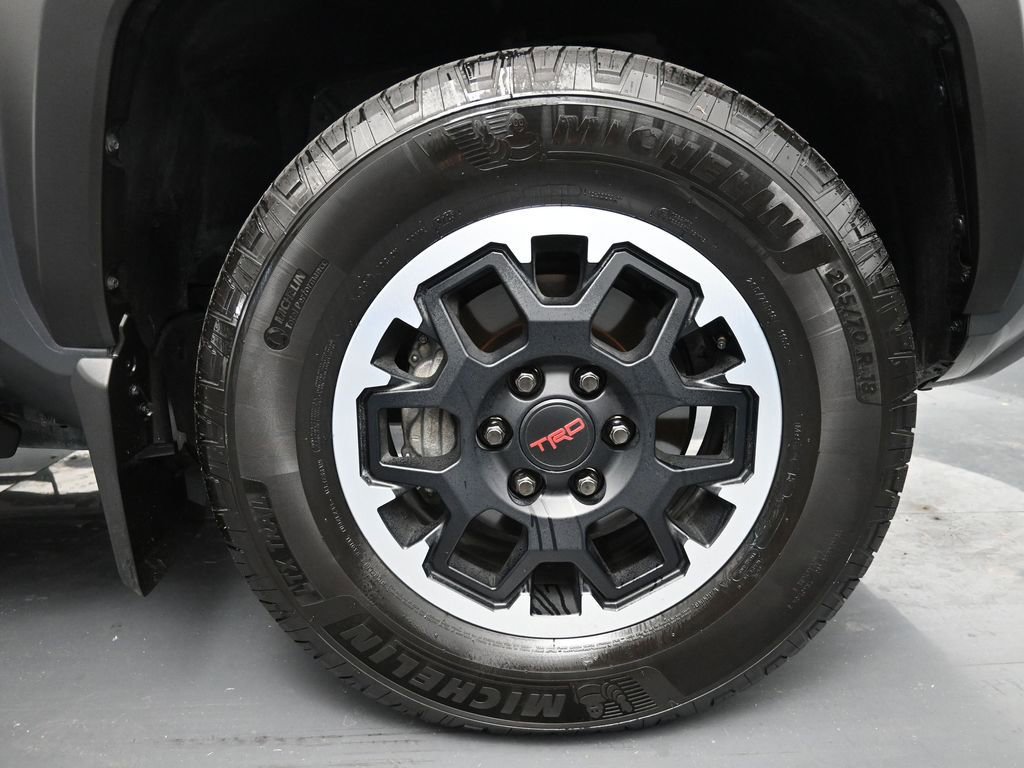 Used 2025 Toyota 4Runner TRD Off-Road Premium image 5