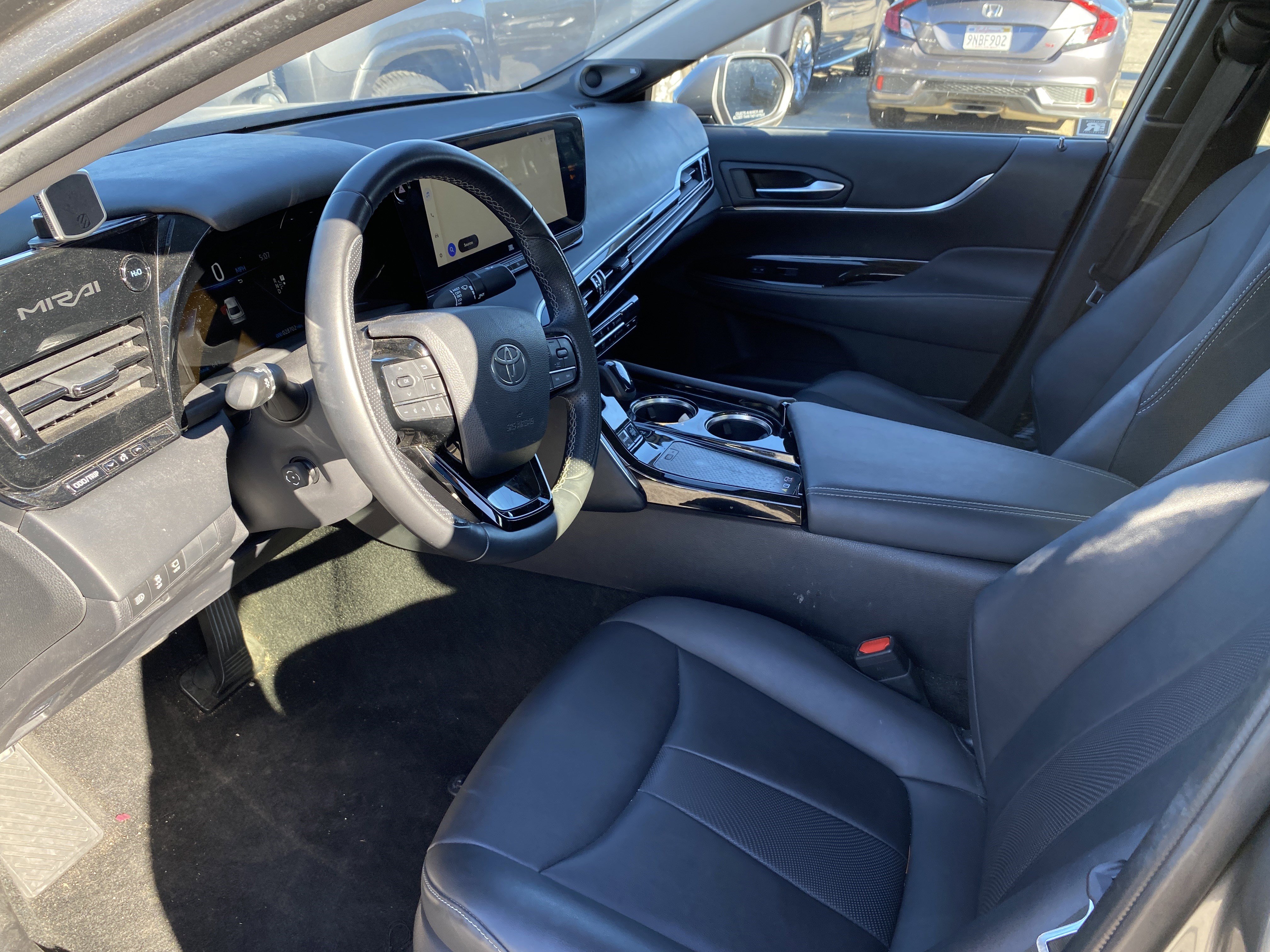 Used 2023 Toyota Mirai XLE image 12