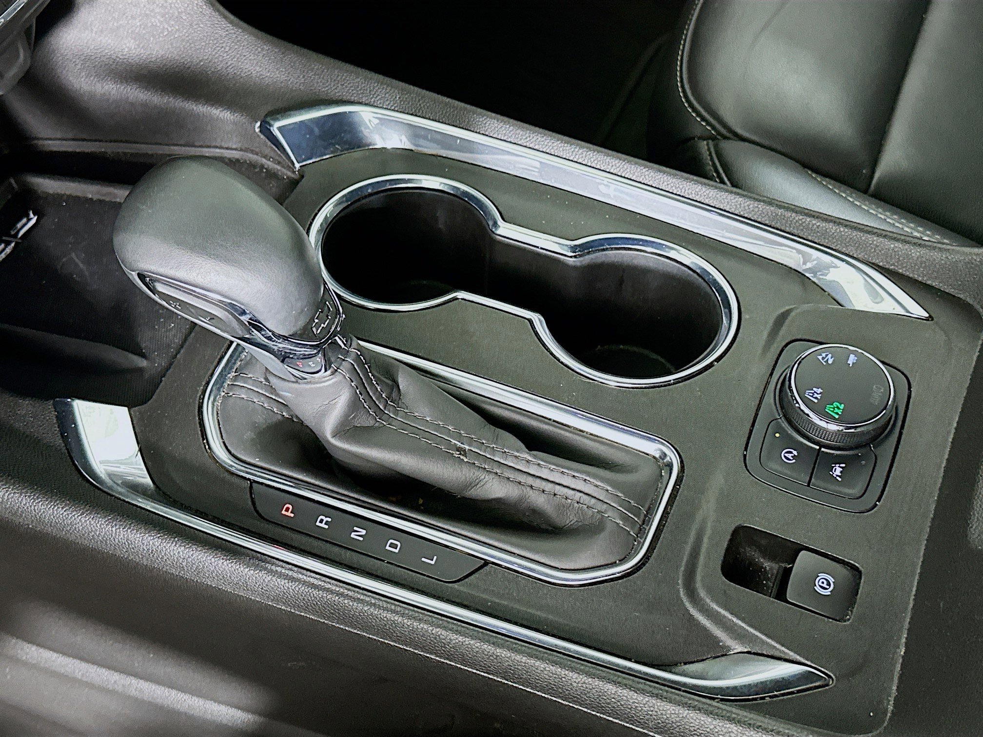 Used 2023 Chevrolet Traverse LT w/ LT Premium Package image 25