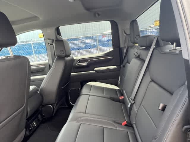 Used 2025 GMC Sierra 1500 SLT AWD/4WD image 19