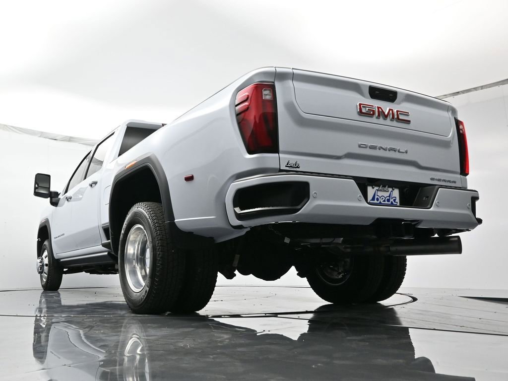 New 2026 GMC Sierra 3500 Denali w/ Technology Package image 42