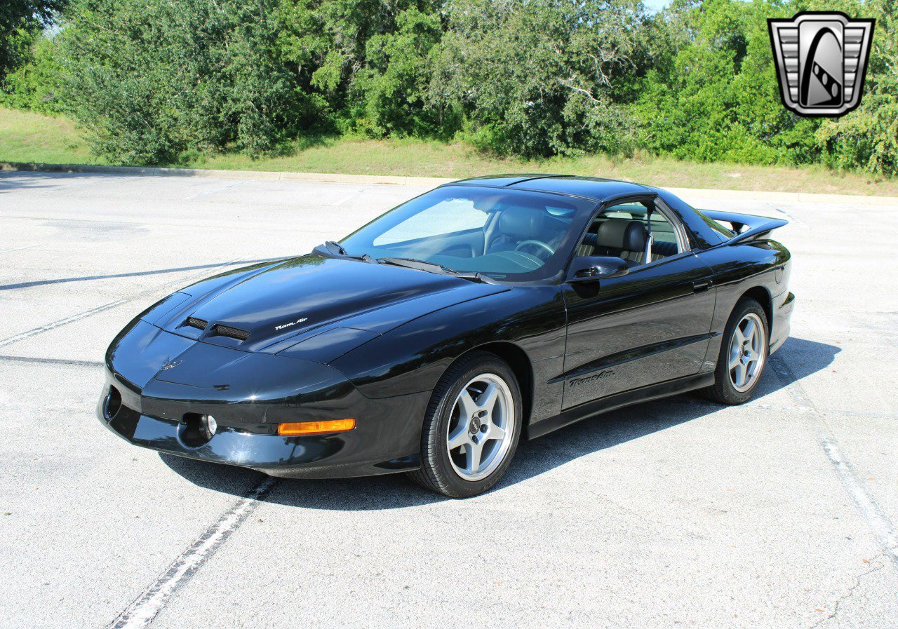 Used 1997 Pontiac Firebird Trans Am image 5