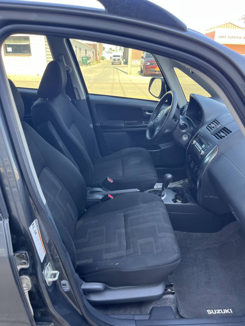 Used 2012 Suzuki SX4 AWD Hatchback image 7