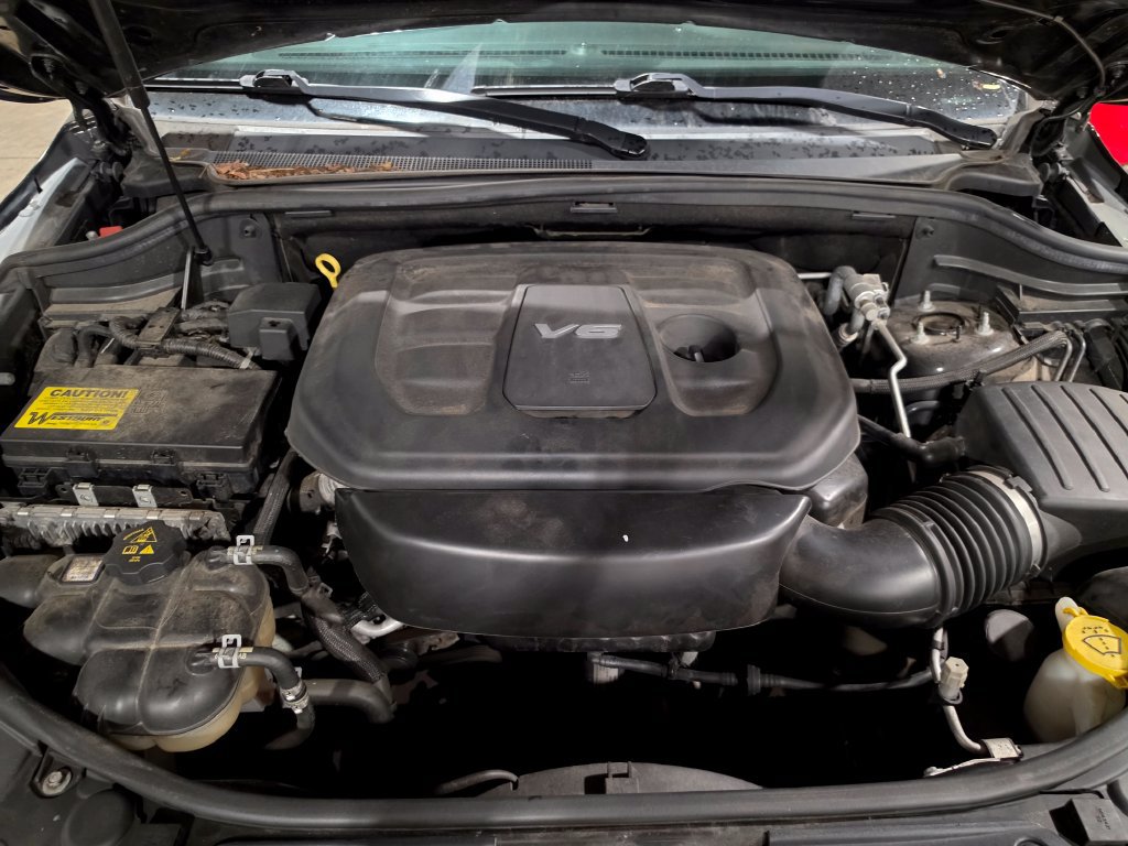 Used 2018 Jeep Grand Cherokee Limited AWD/4WD image 9