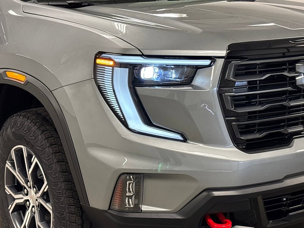 New 2026 GMC Acadia AT4 w/ LPO, Floor Liner Package image 4