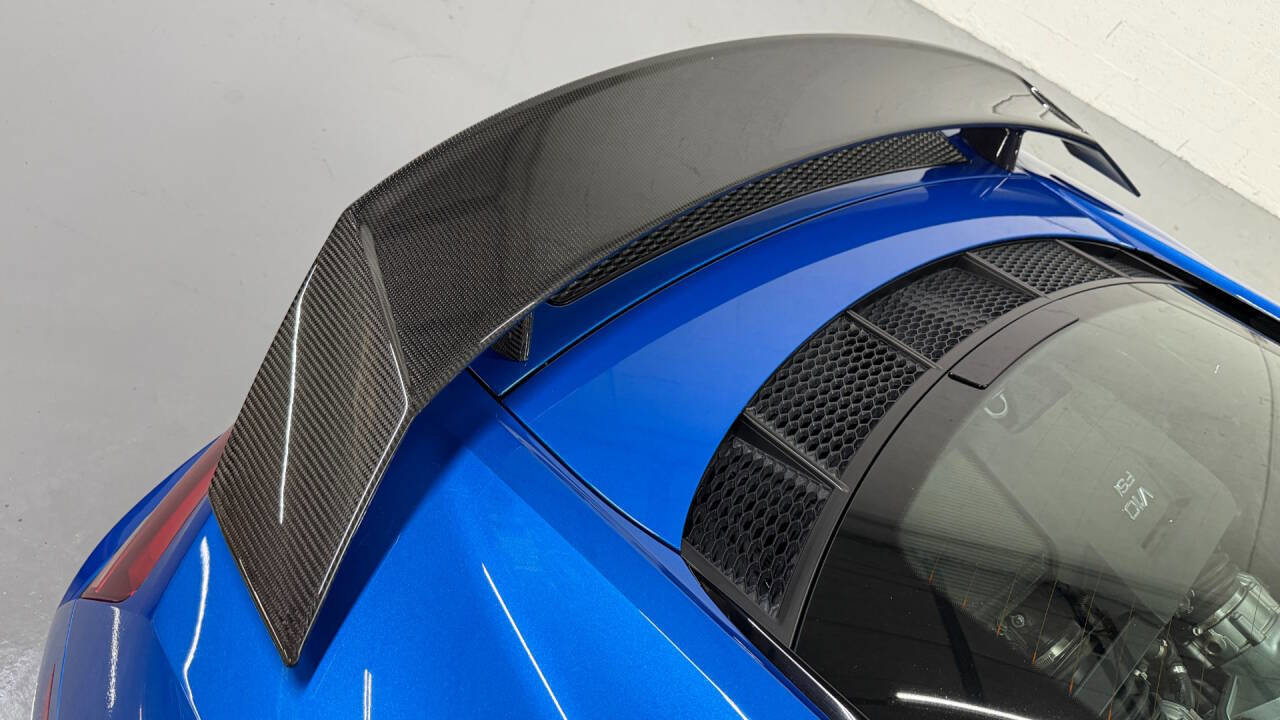 Used 2017 Audi R8 V10 plus w/ Full Leather Package image 16